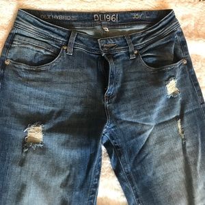 DL 1961 wide leg jeans.  Gorgeous!  Size 28.